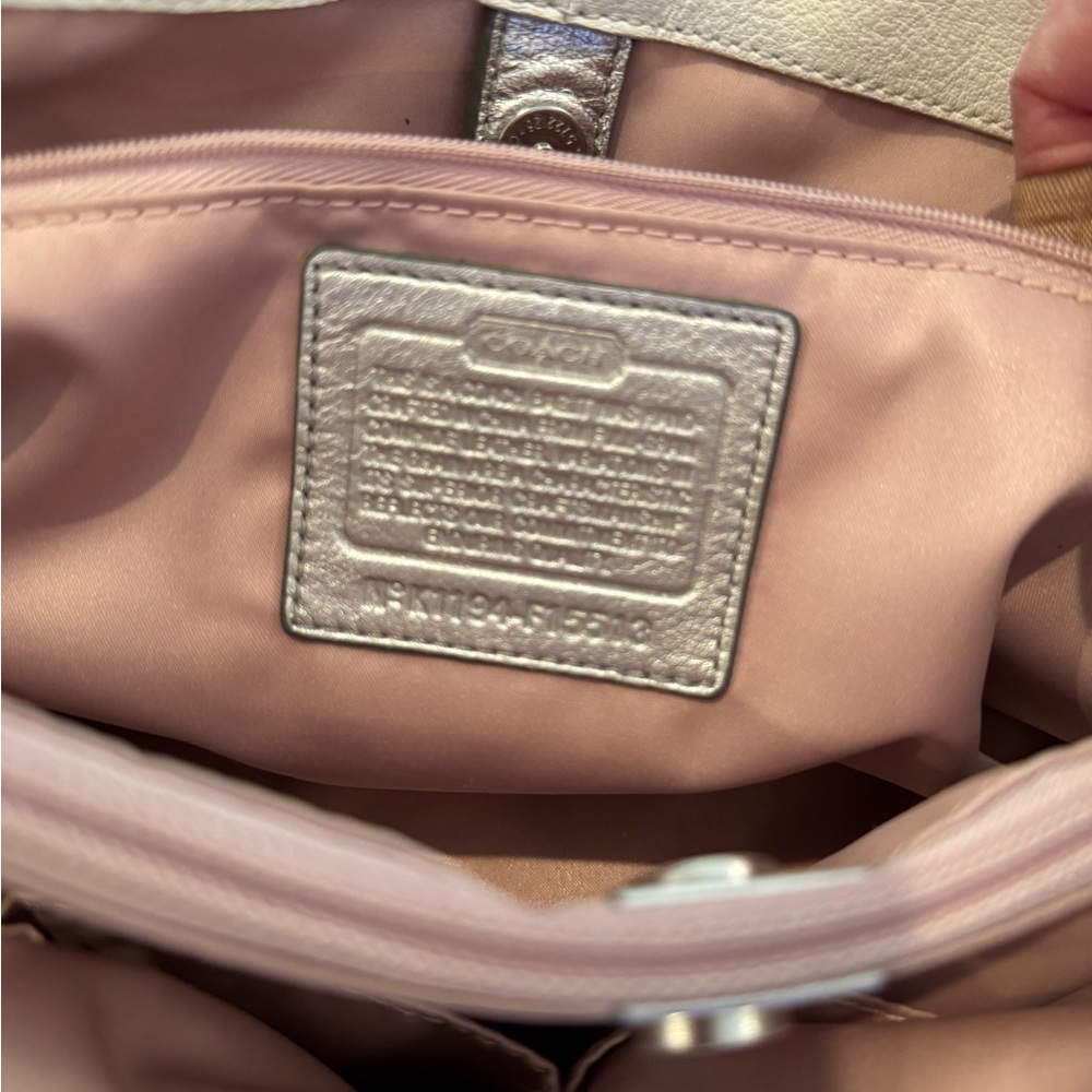 Coach Ashley Leather Satchel White Silver F15513 Like New - Picture 7 of 9